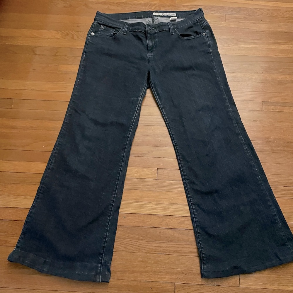 DKNY Jeans dark blue mid rise Gorpcore straight leg cotton jeans, size 10 casual